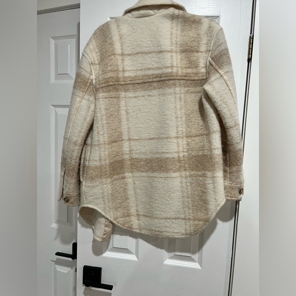 Aritzia Wilfred Free Ganna Shirt jacket - Picture 8 of 8